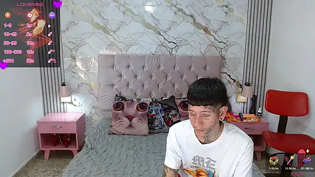 AshlieeGreenn online show from April 2026 07:36:01 PM