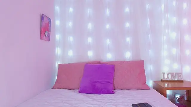 Snapshot of dulce_devil_ chatting on May 2026 11:37:01 AM dulce devil online show from May 2026 11:37:01 AM