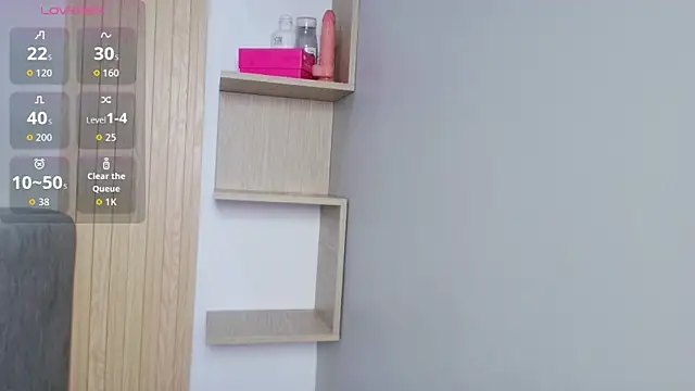 queen adhara online show from April 2026 11:46:02 AM