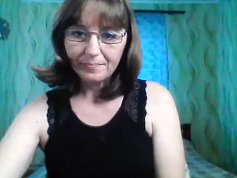 Alisaprice077 online show from April 2026 07:36:01 AM