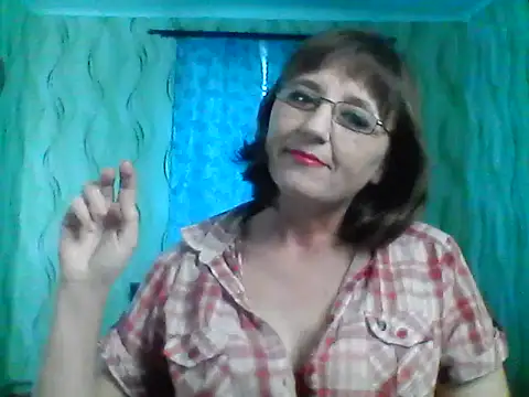 Alisaprice077 online show from April 2026 08:54:01 AM