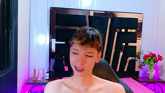 Stefany PiInk online show from March 2026 12:05:03 PM