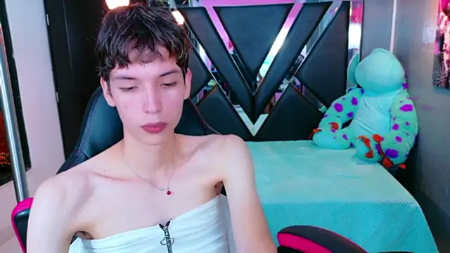 Stefany PiInk online show from May 2026 12:56:01 PM