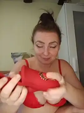 Bella-Monroe online show from April 2026 04:36:02 PM