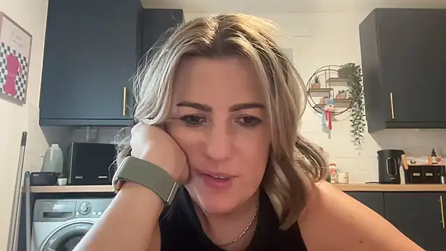 Snapshot of annabellewarick chatting on July 2026 07:17:02 PM annabellewarick online show from July 2026 07:17:02 PM