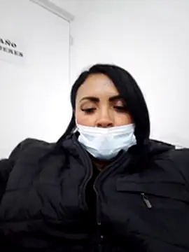 EstrellaSmmith online show from April 2026 01:49:01 AM