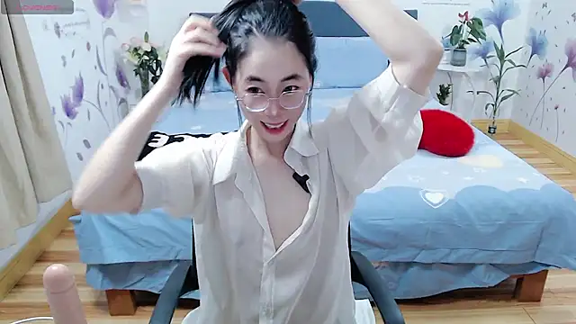 Snapshot of mila-baby-99 chatting on May 2026 06:30:01 AM mila-baby-99 online show from May 2026 06:30:01 AM