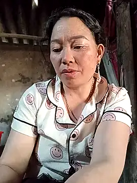 Yellow-pink online show from March 2026 04:39:01 AM