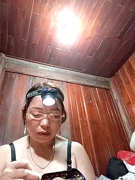 Yellow-pink online show from April 2026 02:12:01 PM