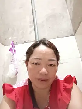 Yellow-pink online show from June 2026 10:38:02 PM
