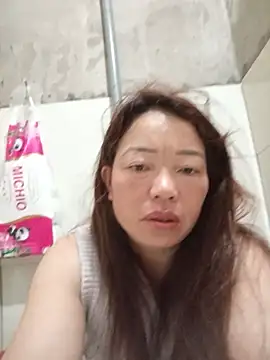 Yellow-pink online show from July 2026 10:48:01 PM