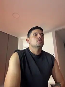 TroyeSavage online show from April 2026 08:02:02 PM