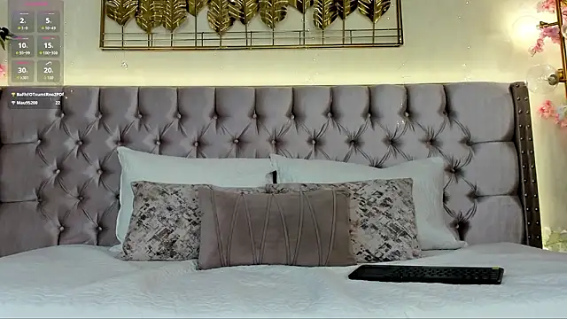 Amira Latif online show from March 2026 07:14:02 PM