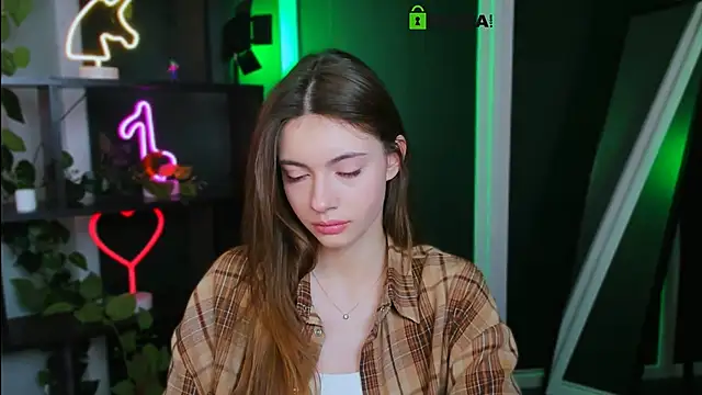 mia bamby1 online show from April 2026 07:23:02 AM