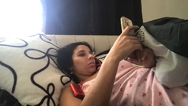 Miss juicy babes69 online show from March 2026 03:01:01 PM