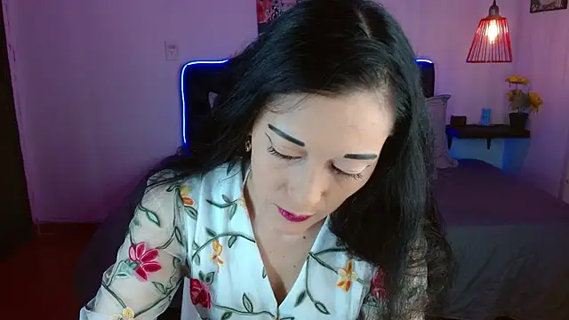 Snapshot of Mylu_xx chatting on May 2026 01:39:01 PM Mylu xx online show from May 2026 01:39:01 PM