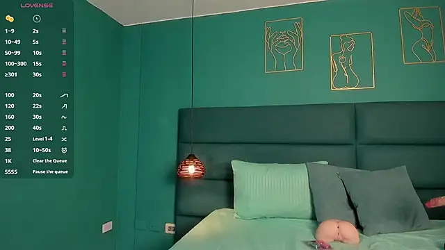 willturneer online show from April 2026 05:44:02 AM