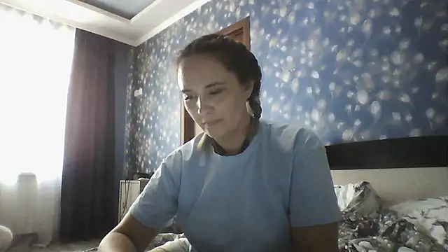 Alisa07qw online show from June 2026 05:31:02 AM