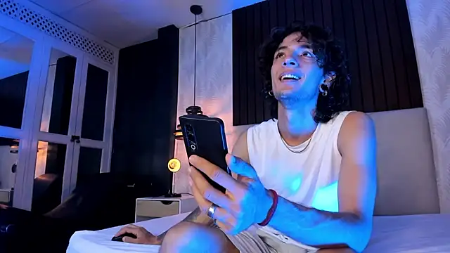 Skinny Mac online show from March 2026 01:27:01 PM