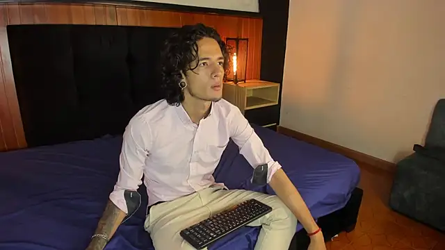 Skinny Mac online show from March 2026 12:55:01 PM