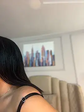 Bella-Ferrer online show from April 2026 06:27:02 PM