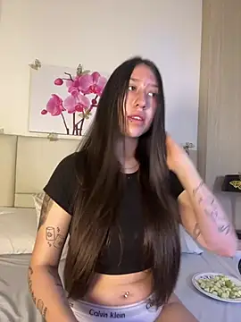 AmberVegaa online show from March 2026 12:30:01 PM