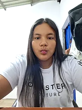 monicarokaforte online show from July 2026 05:00:02 AM