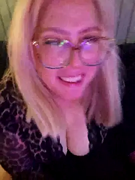 LexySaint online show from September 2025 04:52:02 PM