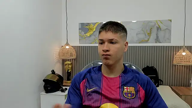 AlessandroFranco online show from April 2026 02:21:01 PM