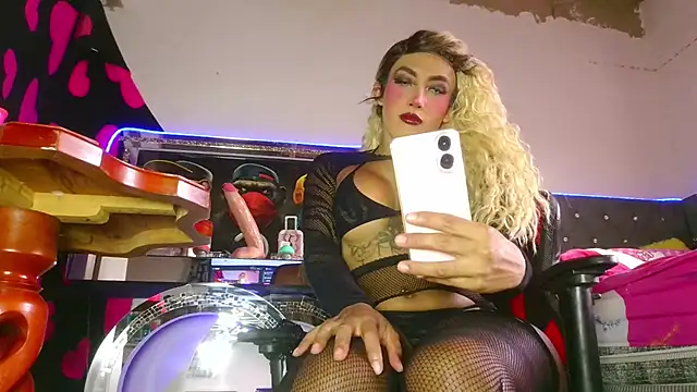 candy aass online show from April 2026 09:35:01 PM