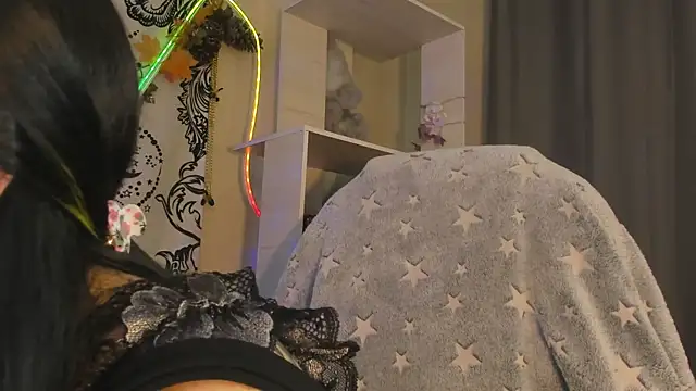 Laughing Natty online show from April 2026 12:43:02 AM