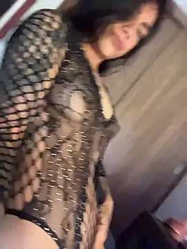 Twoshotsparty420 online show from April 2026 12:32:02 PM