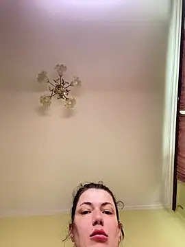 Snapshot of Cutee_Erika chatting on June 2026 10:52:01 AM Cutee Erika online show from June 2026 10:52:01 AM