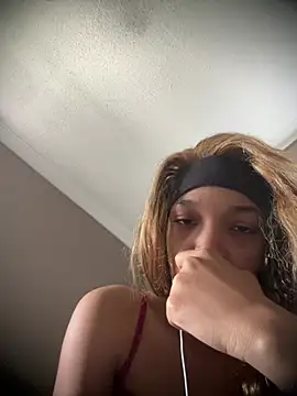 zandralanea online show from March 2026 06:46:02 PM