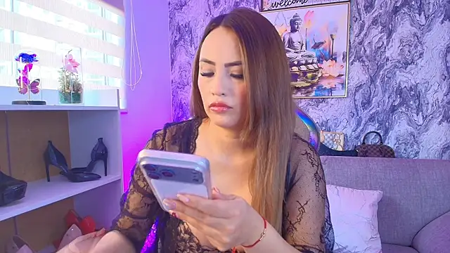 Katalina Alvarezz online show from April 2026 07:14:01 PM