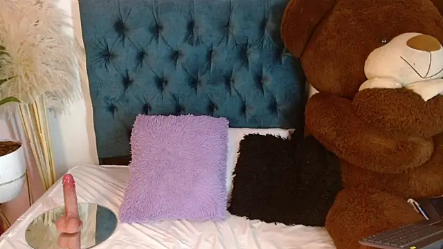 Rebeldana online show from April 2026 10:52:02 AM