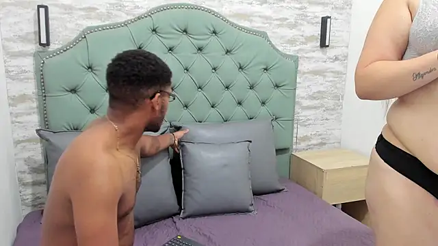 TeamMarcoLuna online show from April 2026 11:29:02 AM