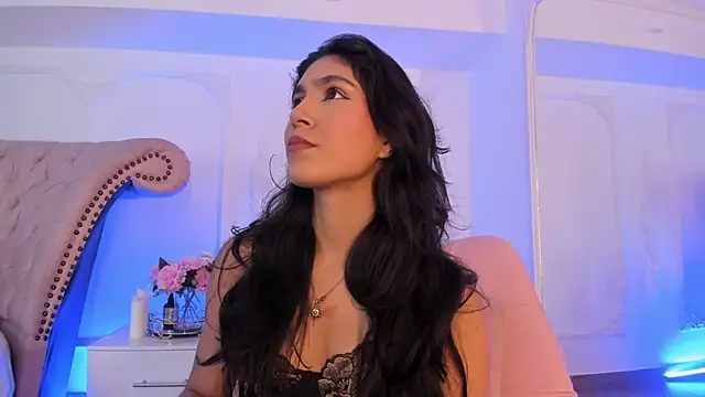 LucianaBlanco  online show from April 2026 08:35:02 PM