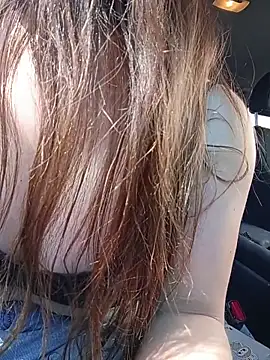 laycieizlaceddd online show from April 2026 09:48:02 PM