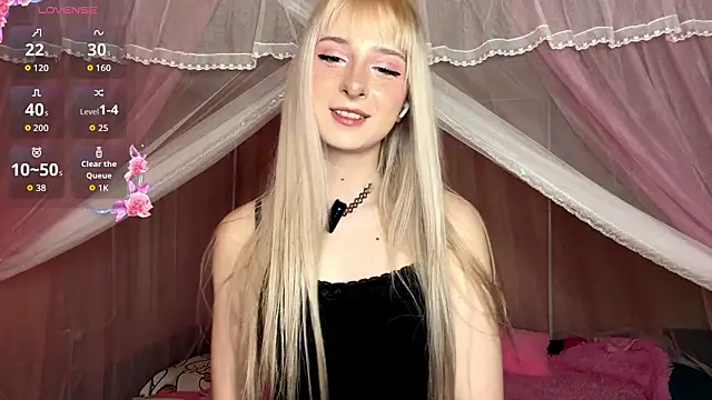 OnlyEva1 online show from March 2026 09:25:01 AM