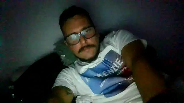 yanick931 online show from April 2026 02:53:02 AM