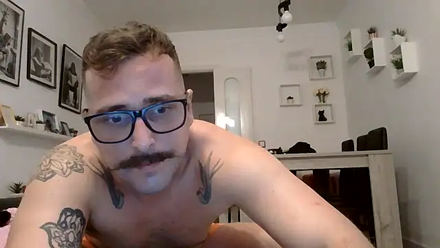 yanick931 online show from June 2026 12:32:02 AM