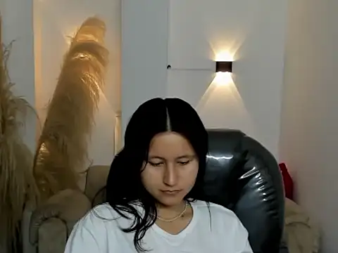 isabella grace18 online show from March 2026 02:05:02 PM