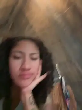 LatinaLoka online show from April 2026 10:54:02 PM