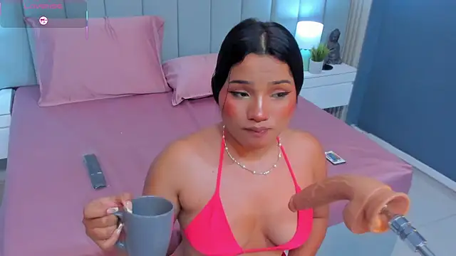 lia sucker online show from April 2026 03:33:02 AM