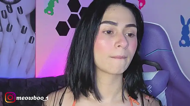 miss  madison online show from April 2026 09:53:02 PM