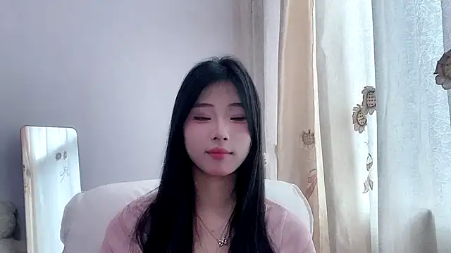 yiyibaby2026 online show from April 2026 02:31:01 AM