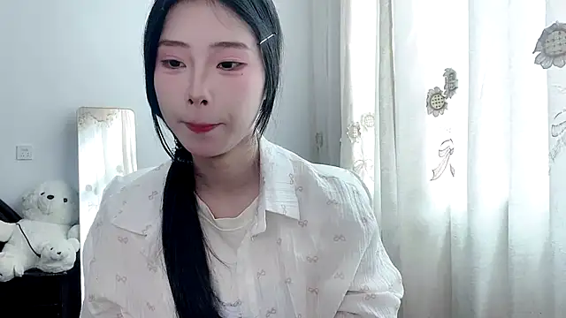 yiyibaby2026 online show from April 2026 04:27:01 AM