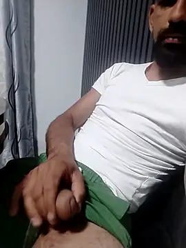 luys23 online show from April 2026 03:20:01 AM