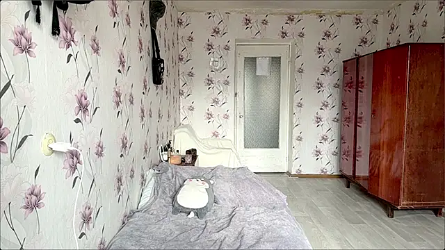 AnnaWasp online show from April 2026 05:30:01 AM